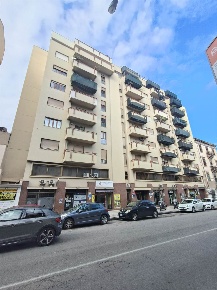 Foto Appartamento in via Dante 119, Palermo Malaspina di 85 m² con 3 locali