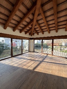 Foto Casa indipendente in Via RE DI PUGLIE 2, Stra Centro di 200 m²