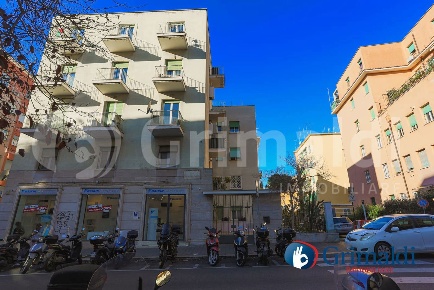 Foto Appartamento in Via edoardo jenner 32, Roma di 87 m² con 3 locali