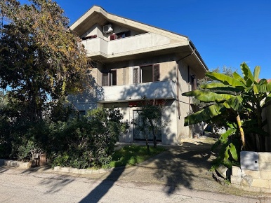 Foto Appartamento in Via TIRINO 318, Pescara Fontanelle di 130 m²