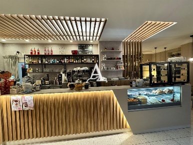 Foto Bar a Verona Stadio di 100 m² con 2 locali in vendita