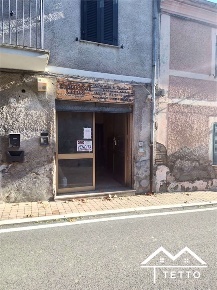 Foto Locale commerciale a Stimigliano Centro di 44 m² con 2 locali