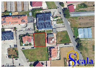 Foto Terreno residenziale in VIA CESARE PAVESE, San Tammaro di 511 m²
