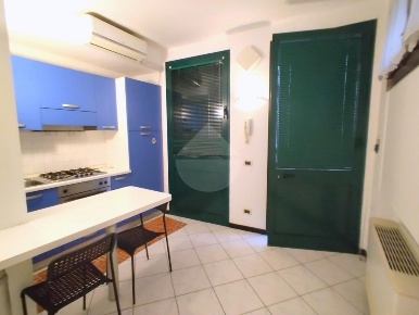 Foto Appartamento in Via Miani, Rovigo di 35 m² con 1 locali in affitto