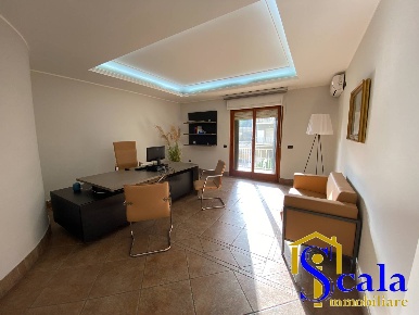 Foto Appartamento in VIALE KENNEDY, Santa Maria Capua Vetere di 170 m²