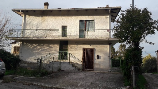 Foto Casa indipendente in Contrada Sterpara, Vacri di 240 m² con 6 locali