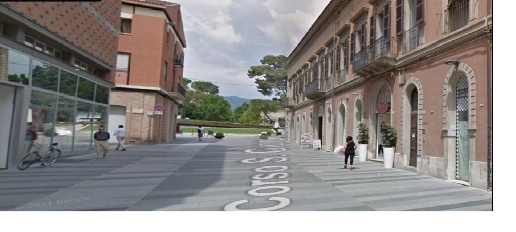 Foto Attività commerciale in Corso San Giorgio, Teramo Centro di 100 m²