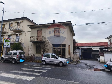 Foto Casa indipendente in via Mazzini, Cengio Bormida Genepro di 164 m²