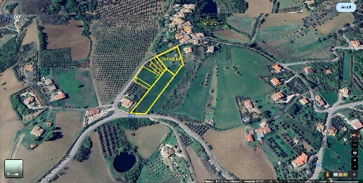 Foto Terreno agricolo in Contrada Colleminuccio, Teramo di 18671 m²
