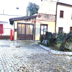 Foto Casa indipendente a Conselve Centro di 140 m² con 5 locali in vendita