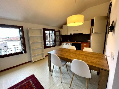 Foto Appartamento in Quartiere latino, Treviso Piazza dei Signori di 70 m²