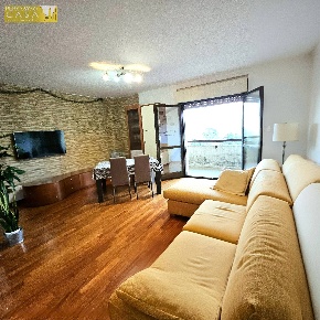 Foto Appartamento in Quartiere San Benedetto, Teramo di 101 m² con 4 locali