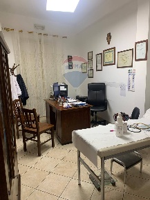 Foto Ufficio in via Ospizio, Casteldaccia di 56 m² con 3 locali in vendita