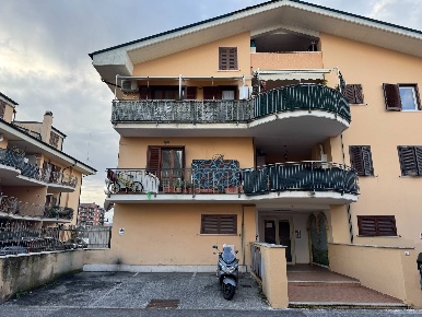 Foto Appartamento in via lombardia, Guidonia Montecelio Villalba di 75 m²