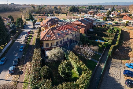 Foto Villa a schiera in VIA SILVESTRE, Busto Arsizio Borsano di 185 m²