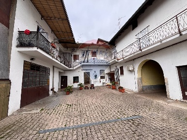 Foto Casa indipendente in VIA CARABELLI, Oggiona con Santo Stefano