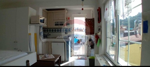 Foto Attico in via Ugo Foscolo, Pietra Ligure Centro di 33 m² con 1 locali