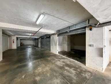 Foto Posti auto in Piazzale Domenico Bruno, Modica Modica Sorda di 30 m²