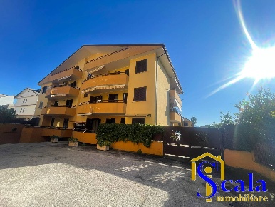 Foto Appartamento in VIA ARBUSTELLA, Vitulazio di 100 m² con 4 locali