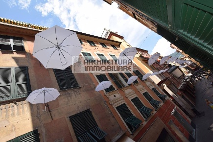 Foto Appartamento in VIA MAZZINI, Rapallo Centro Storico di 70 m²