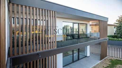 Foto Appartamento in Via Lavatoi, Peschiera del Garda Dolci di 61 m²