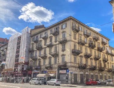 Foto Appartamento a Torino Aurora di 114 m² con 5 locali in vendita