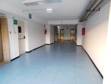 Foto Ufficio a Palermo Resuttana di 215 m² con 8 locali in vendita