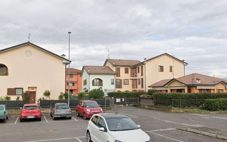 Foto Appartamento in Via Giuseppe Parini  12, Bonate Sotto di 147 m²