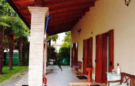 Foto Case indipendenti in Via Fogazzaro, Padova Guizza di 204 m² all'asta