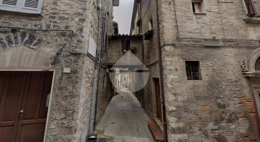 Foto Appartamento in Via del Curato, Perugia Centro Storico di 120 m²