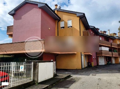 Foto Villa a schiera in Via Don Bosco, Selvazzano Dentro Tencarola all'asta