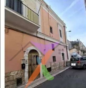 Foto Appartamento in Via regina margherita 59, Modugno di 72 m² all'asta