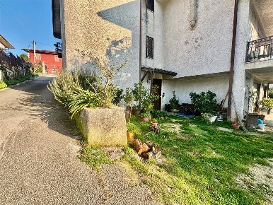 Foto Appartamento in VIA CELLETTA  9, Patrica Centro di 200 m² con 6 locali