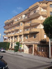 Foto Appartamento in Viale della Libertà 198, Aversa di 53 m² con 2 locali