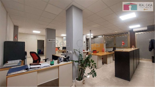 Foto Ufficio in Via Pietro Giardini  470, Modena San Faustino di 120 m²