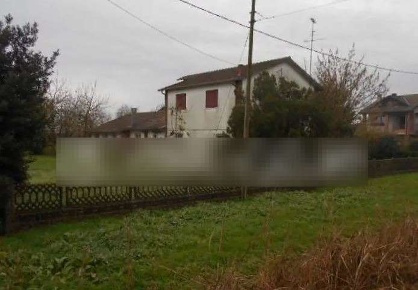 Foto Appartamento in Via Piave, Lagosanto di 190 m² con 10 locali all'asta