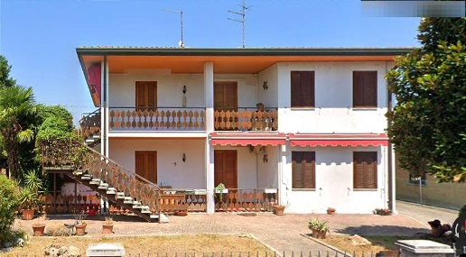 Foto Appartamento in Via Cò Cappone, Piove di Sacco di 144 m² con 7 locali