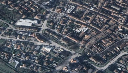 Foto Appartamento in Viale della Libertà, Cento Cento Paese di 94 m²