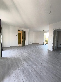 Foto Villa a schiera a Carrara Avenza di 80 m² con 3 locali in vendita