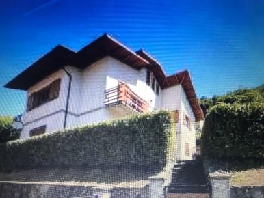 Foto Villa bifamiliare a Abetone Cutigliano Cutigliano di 233 m² in vendita