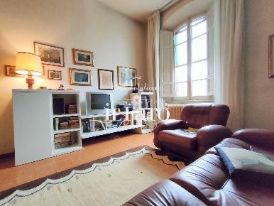 Foto Casa indipendente a San Giuliano Terme Ghezzano di 400 m² in vendita