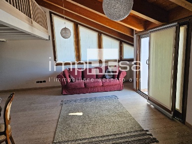 Foto Appartamento in Via della Serenissima, Treviso di 85 m² con 3 locali