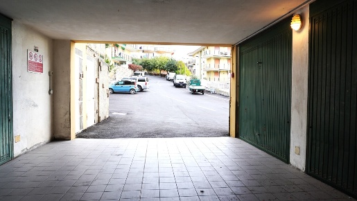 Foto Posti auto in via Privata Giardini, Santo Stefano al Mare di 23 m²