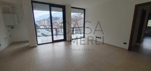 Foto Appartamento in Via Croix Noire 10, Aosta Centro di 80 m² con 3 locali