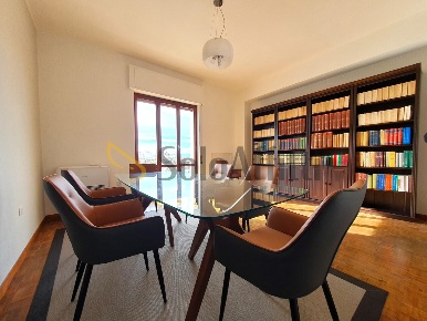 Foto Ufficio in Via Eugenio de Riso 65, Catanzaro San Leonardo di 160 m²