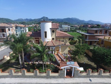 Foto Villa unifamiliare in Via Orgaz 110, Milazzo Ponente di 504 m²