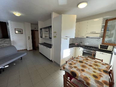 Foto Appartamento in Via Colombo, Camaiore Lido di Camaiore di 65 m²