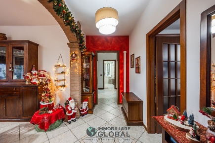 Foto Appartamento in VIA CA DE FII 15, Castellarano Centro di 139 m²