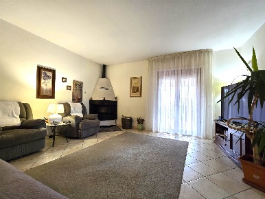 Foto Appartamento a Follonica Area Rurale, Poggio Tre Cancelli di 220 m²