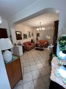 Foto Appartamento in VIA PETRARCA, Acireale di 85 m² con 3 locali